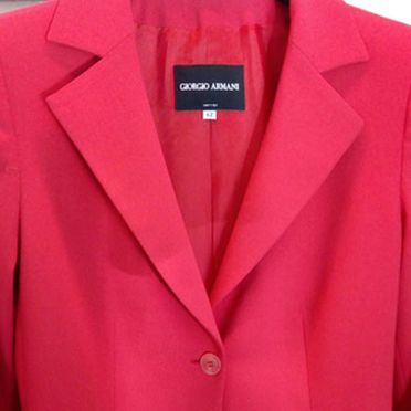 Tintorería Orihuela chaqueta rosada